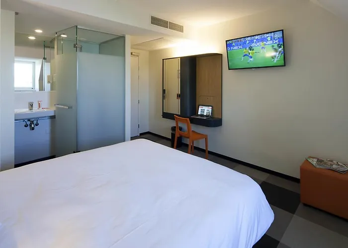 Easyhotel Centre 2* ماسترخت