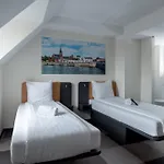 Easyhotel Centre Hotel