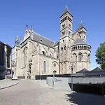 Hotell Easyhotel Centre