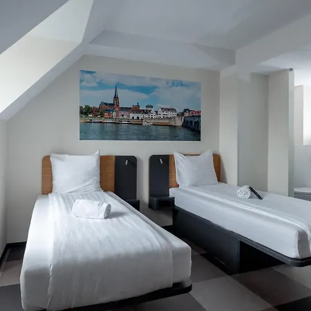 Easyhotel Centre ホテル