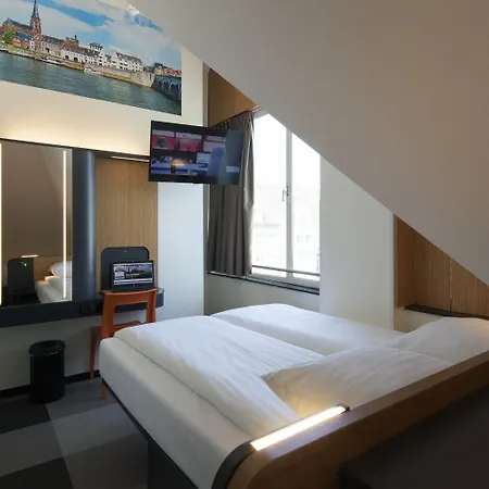 Easyhotel Centre ホテル マーストリヒト
