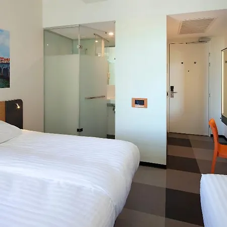 Easyhotel Centre 2* Maastricht