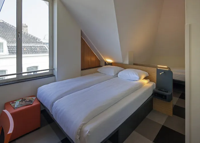 Hotel Easyhotel Centre