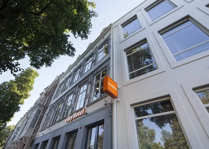 Hotel Easyhotel Centre 2*