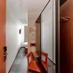 Easyhotel Centre Hotel