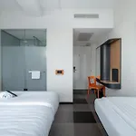 Hotel Easyhotel Centre 2*