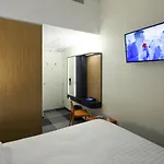 Easyhotel Centre 2*