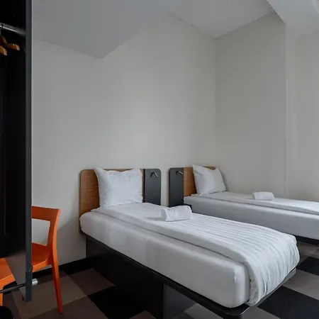 Easyhotel Centre 2* 马斯特里赫特