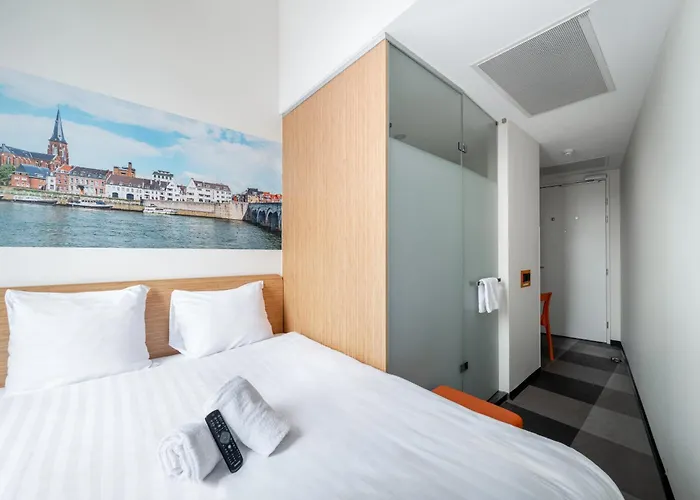Easyhotel Centre 2* 马斯特里赫特