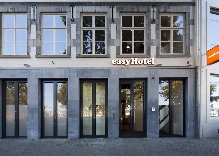 Easyhotel Centre 酒店